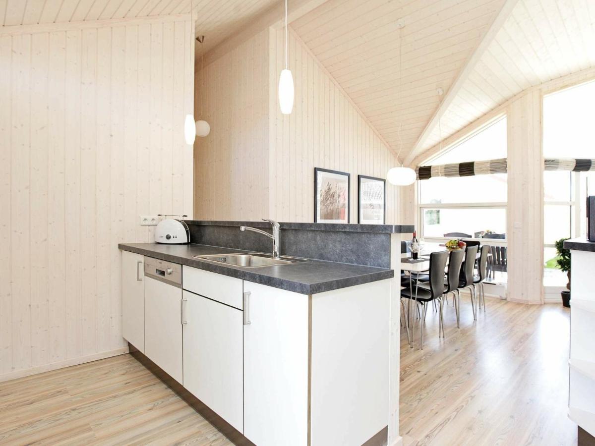 Four-Bedroom Holiday home in Großenbrode 1 Exterior foto