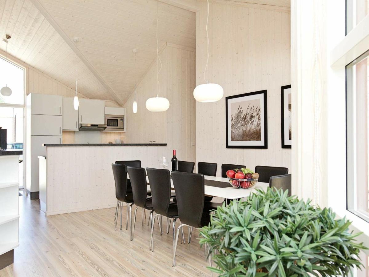 Four-Bedroom Holiday home in Großenbrode 1 Exterior foto