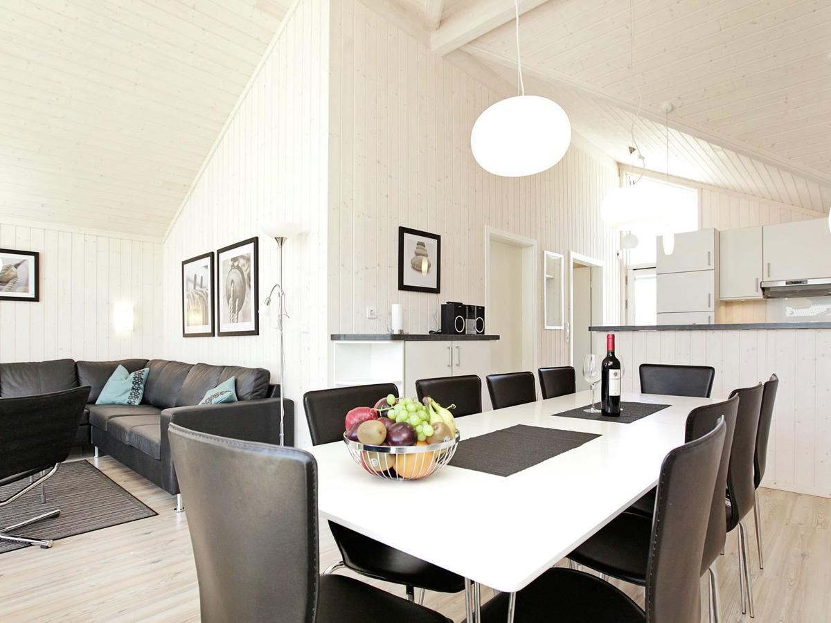 Four-Bedroom Holiday home in Großenbrode 1 Exterior foto